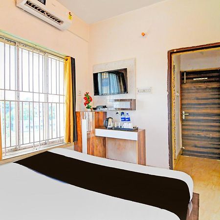 Super Hotel O Ruby Near Acropolis Mall โกลกาตา ภายนอก รูปภาพ