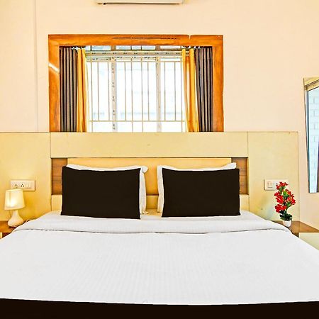 Super Hotel O Ruby Near Acropolis Mall โกลกาตา ภายนอก รูปภาพ