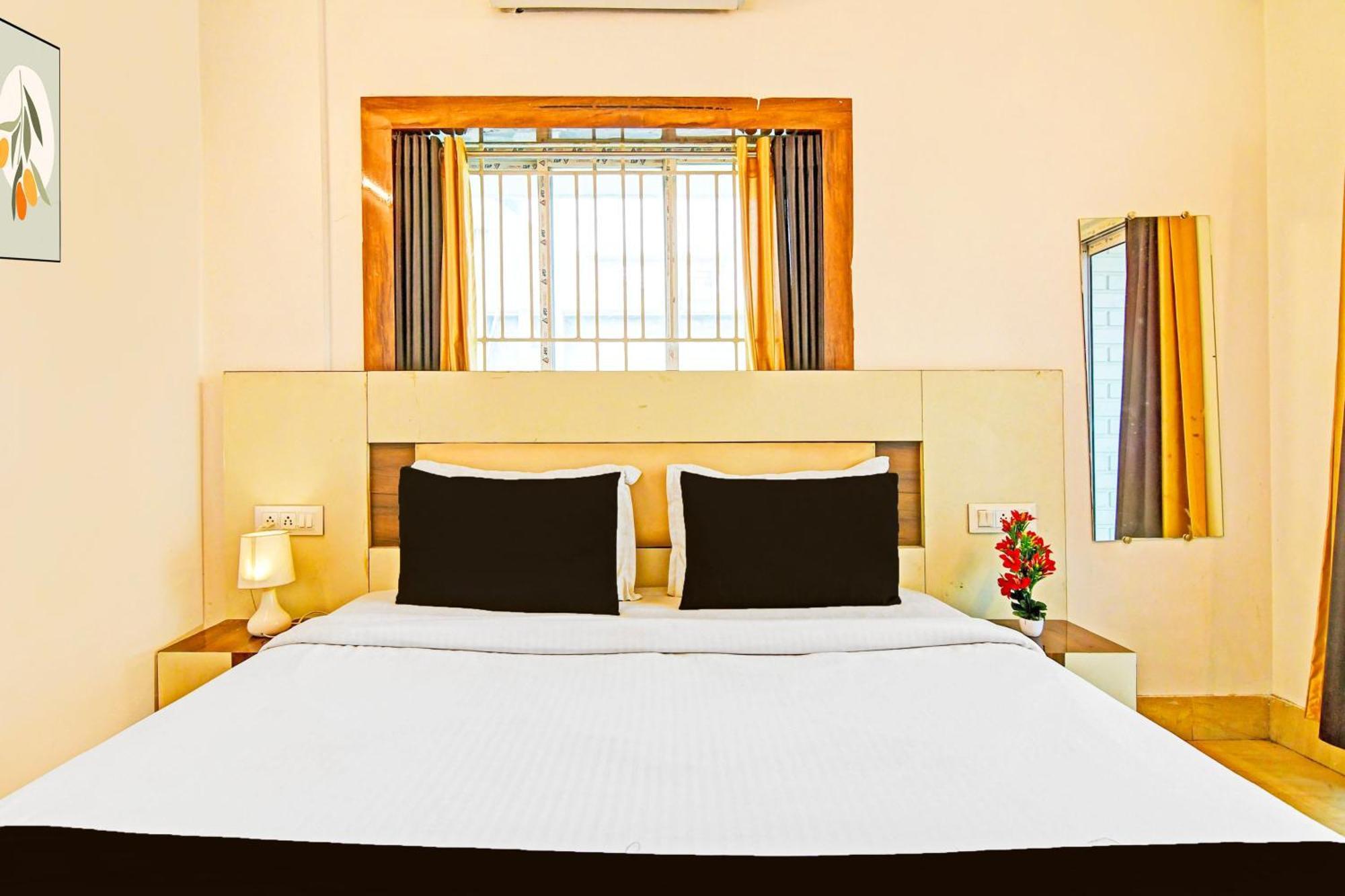 Super Hotel O Ruby Near Acropolis Mall โกลกาตา ภายนอก รูปภาพ