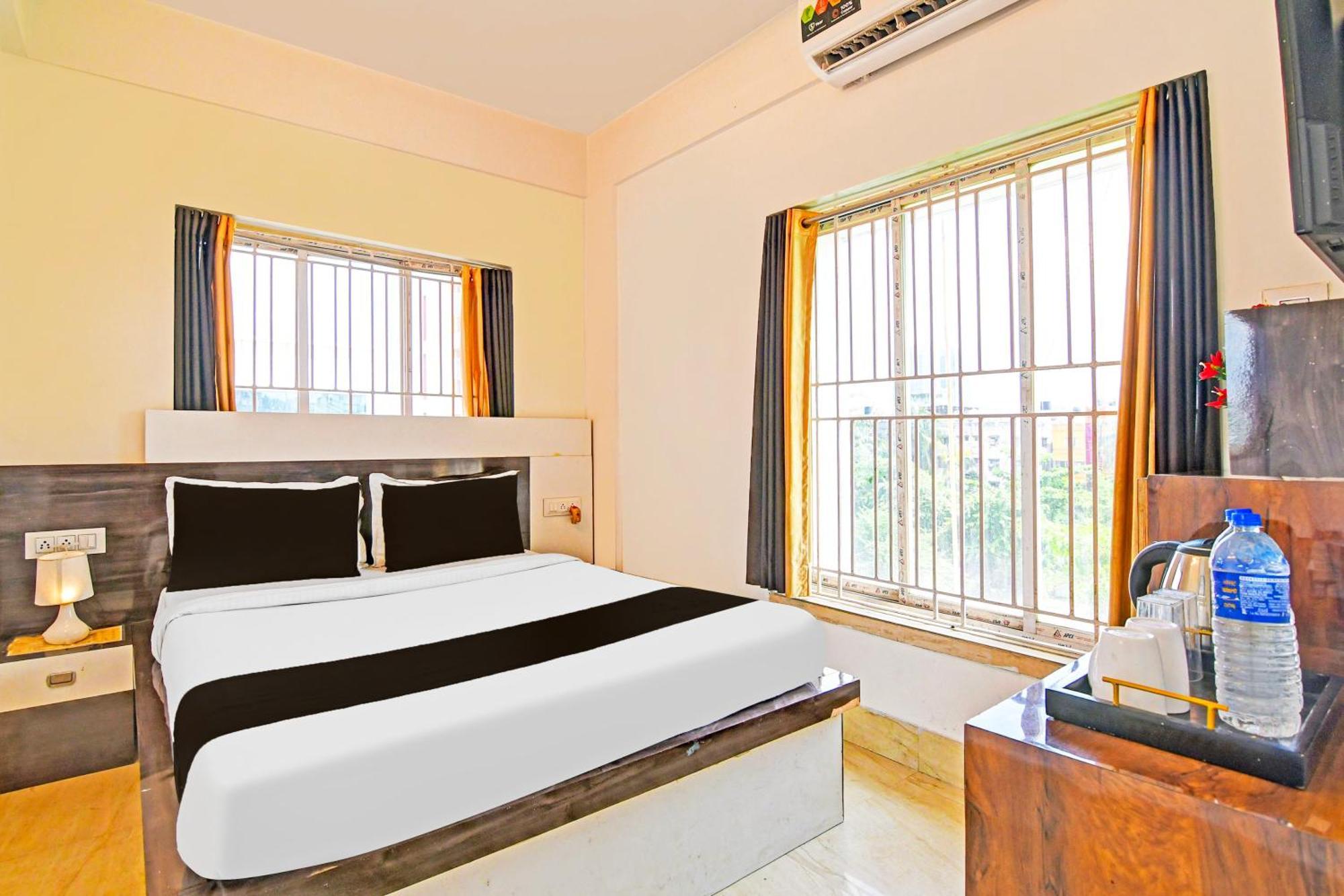 Super Hotel O Ruby Near Acropolis Mall โกลกาตา ภายนอก รูปภาพ